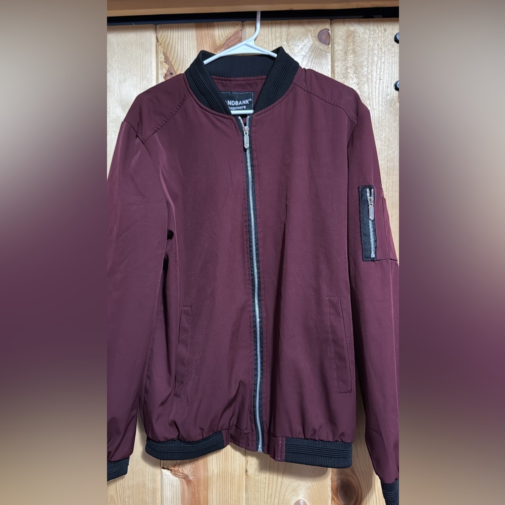 Men’s Jacket size medium